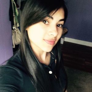 Meet your Posher, Daniela